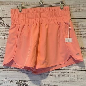NWT Quiet Storm Running Shorts Size‎ L